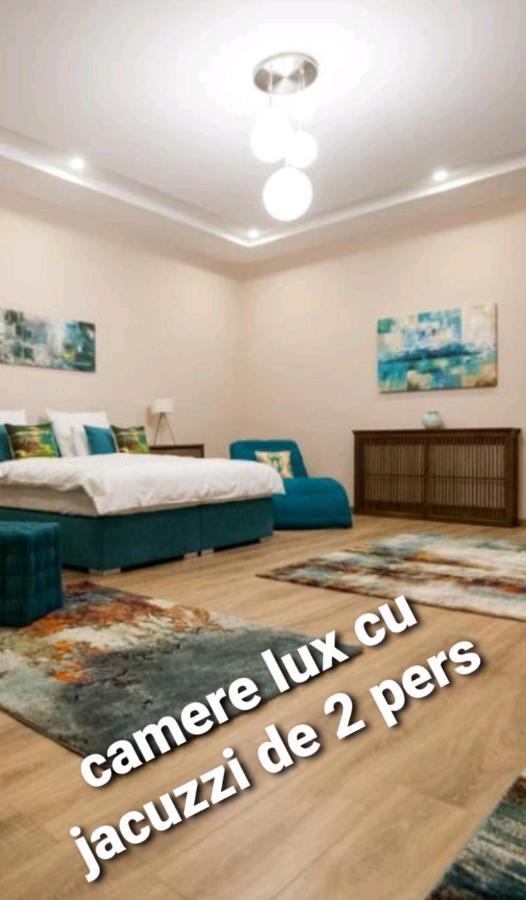 Imperial Rooms - Ultracentral - Jacuzzi Cu Hidromasaj Oradea Buitenkant foto