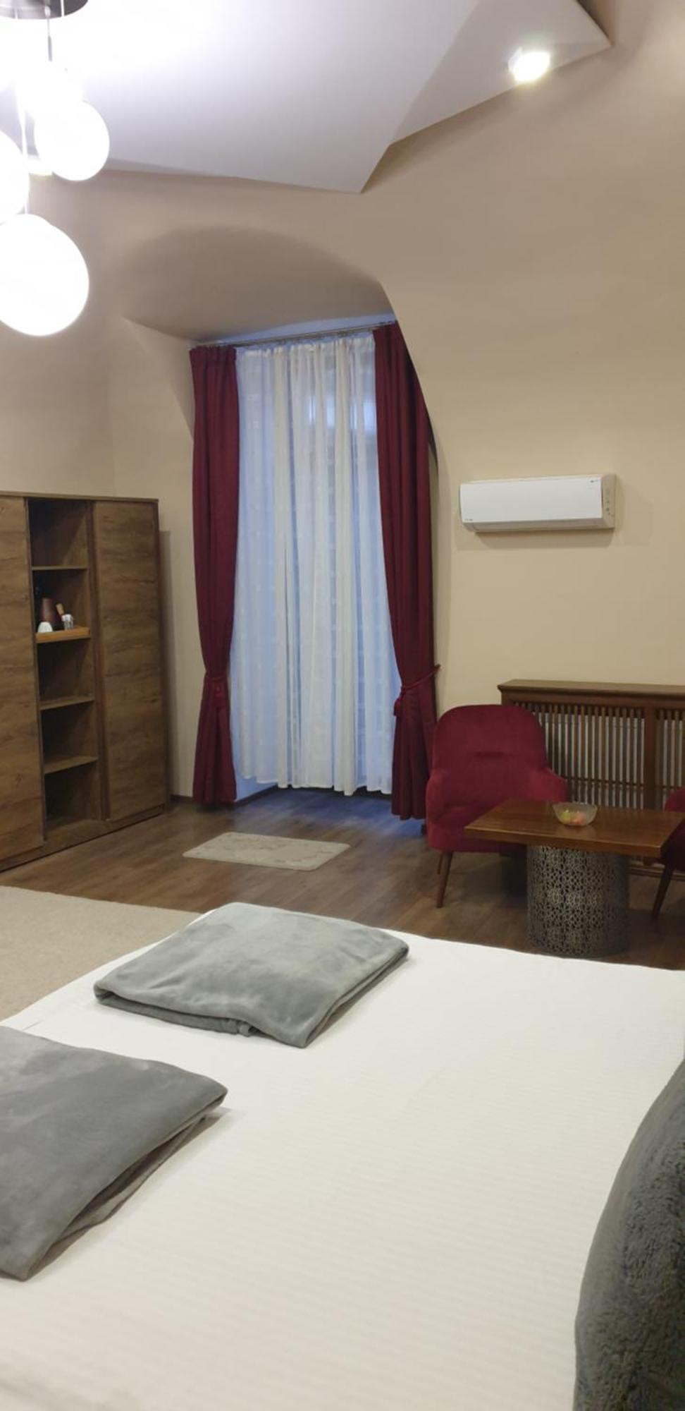 Imperial Rooms - Ultracentral - Jacuzzi Cu Hidromasaj Oradea Buitenkant foto