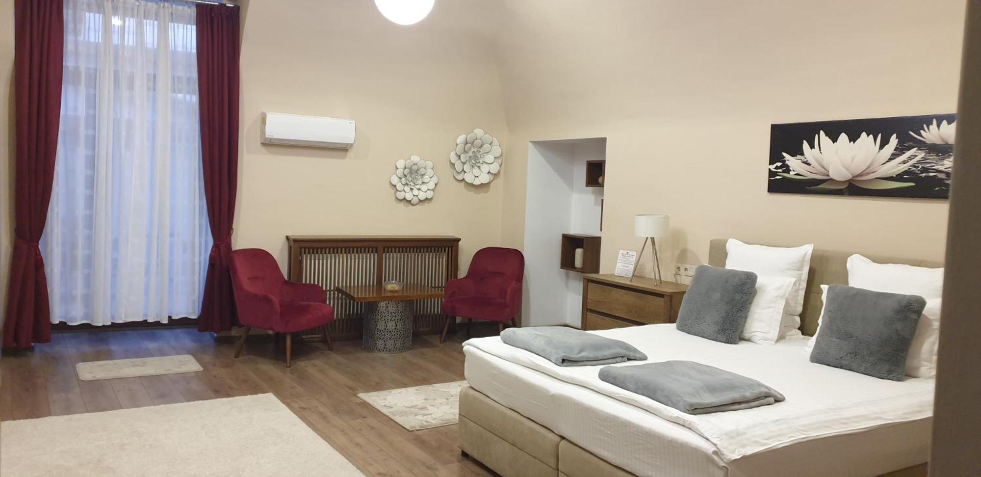 Imperial Rooms - Ultracentral - Jacuzzi Cu Hidromasaj Oradea Buitenkant foto